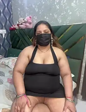 BarbieJasmine live cam on StripChat
