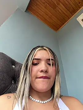 Sarita-candy live cam on StripChat
