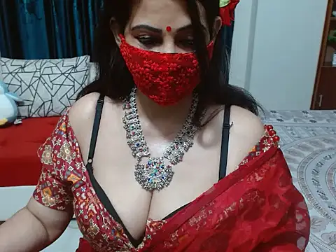 Moon-777 live cam on StripChat