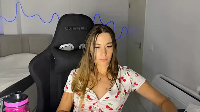PrincesSsLilu live cam on StripChat
