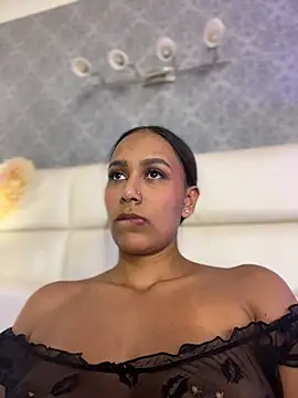 MiilaBlake live cam on StripChat