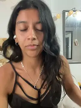 BrittanyDiaz live cam on StripChat