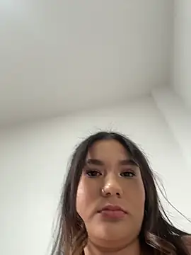 LaiaGomez live cam on StripChat