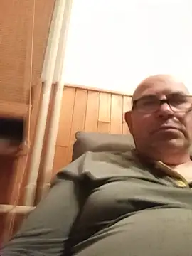 robert50 live sex cam