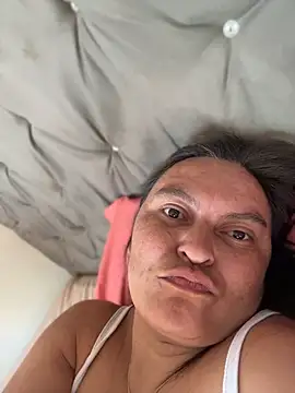 Horny-Mommy-Dirty live sex cam