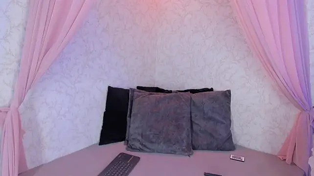 LolaGray__ live cam on StripChat