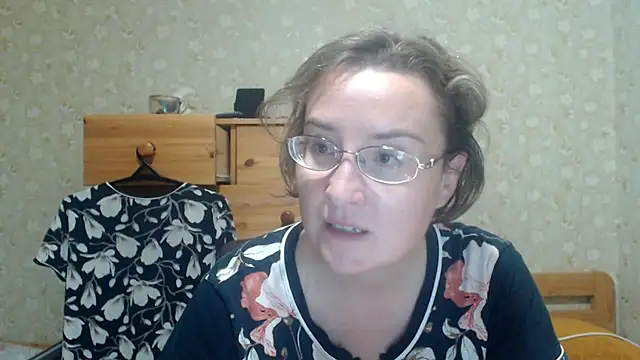 Smart_Rose live cam on StripChat
