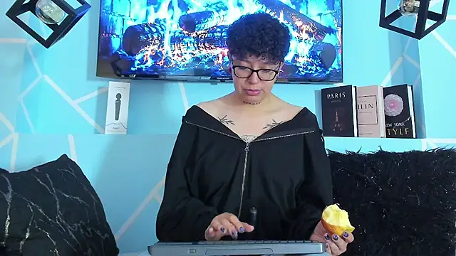 alex_noa live cam on StripChat