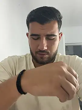 NikolasKane live cam on StripChat