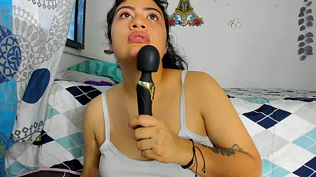 Natasha47520 live cam on StripChat