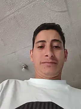 Tiger_cryad live cam on StripChat