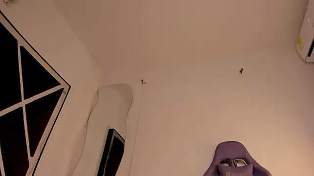 gigii79 live cam on StripChat