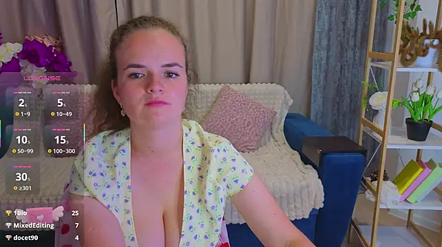 Luisa_Rosee live cam on StripChat