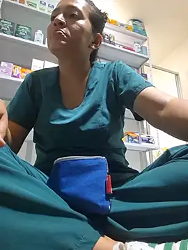 Dr_Edna_naughty live cam on StripChat