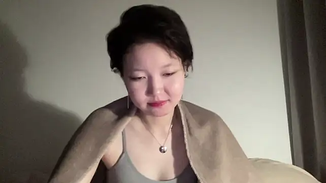 warmdew live cam on StripChat