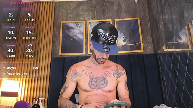 Lancelot_Benwick live cam on StripChat