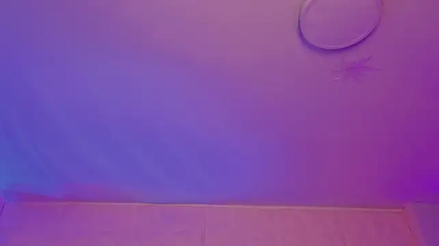 MollyBigBoobs12 live cam on StripChat