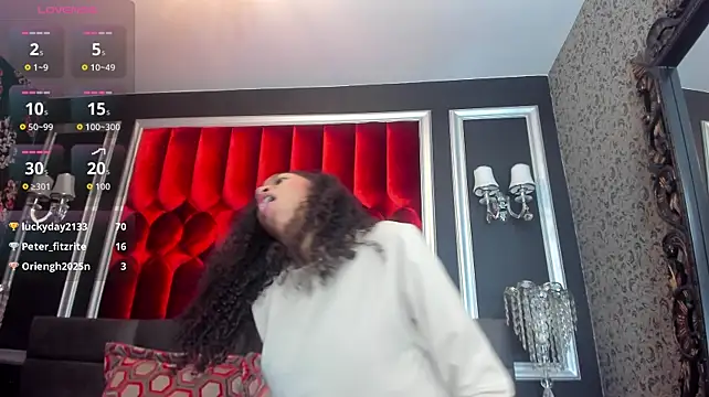 TiffannyHernadez live cam on StripChat