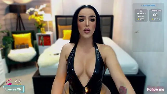 ThaliaSexGoddes live cam on StripChat