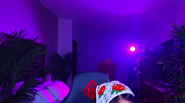 ambarEvans live cam on StripChat