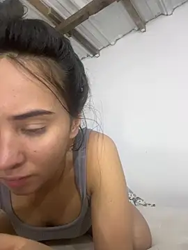 RAKEL37 live cam on StripChat