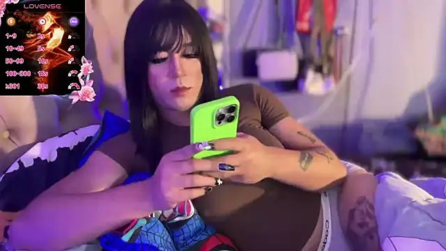 Yourgoddess_Sophie live cam on StripChat