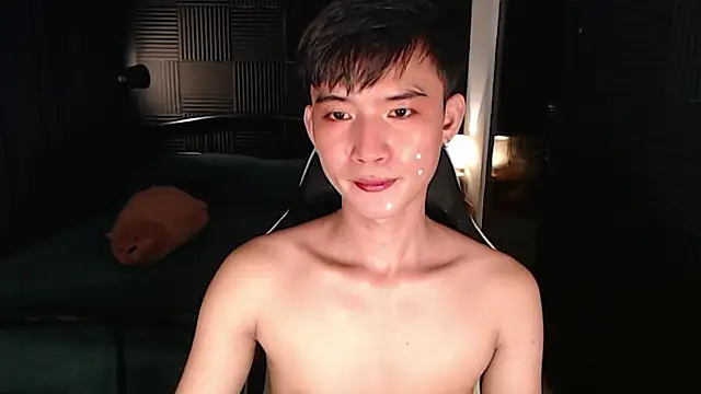 asian_dai live cam on StripChat
