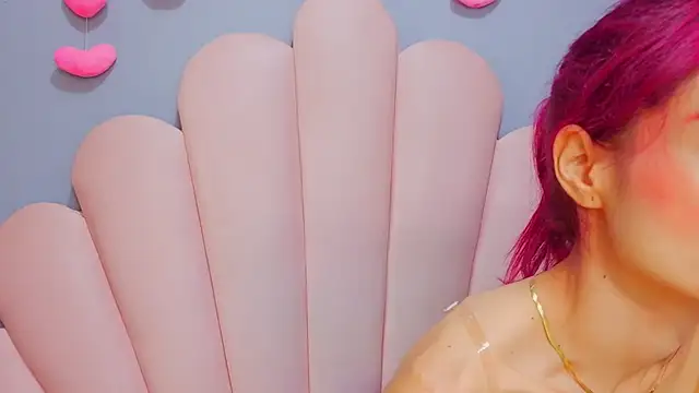 luci_miller live cam on StripChat