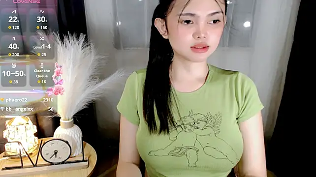 wildest_fantasy live cam on StripChat