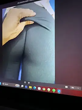 handshakerr live cam on StripChat