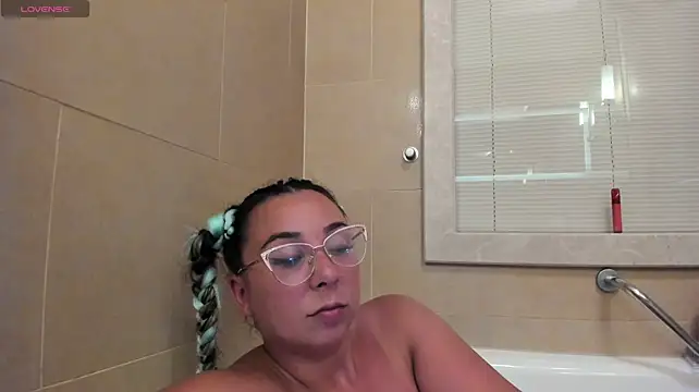 BlowYourMindd live cam on StripChat
