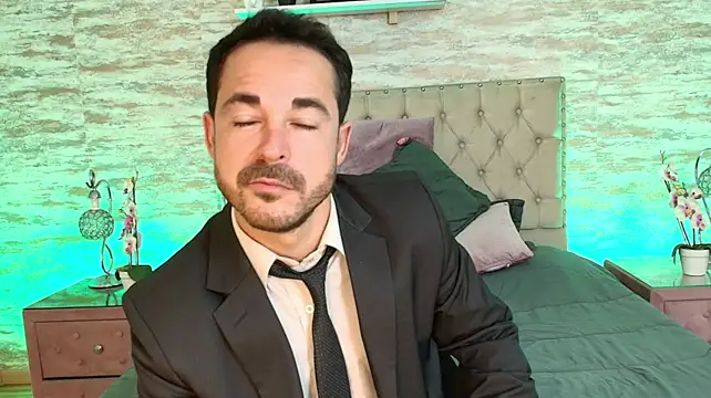 Adams_Sanz live cam on StripChat