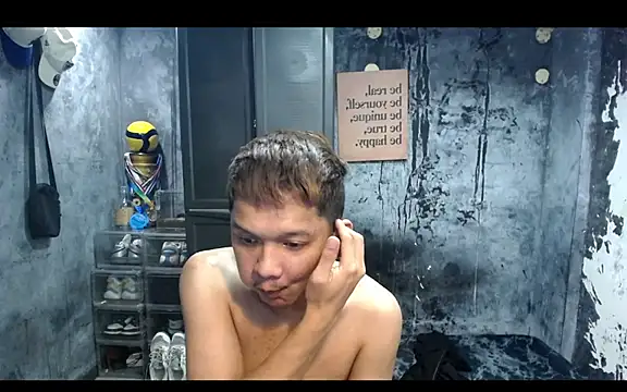 asianboi1111 live cam on StripChat