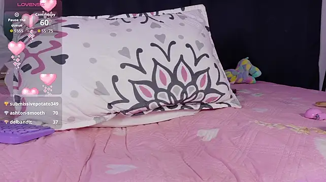 little_bonniie live sex cam