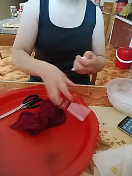 YuraHen live cam on StripChat