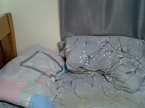 sexxyiris live cam on StripChat