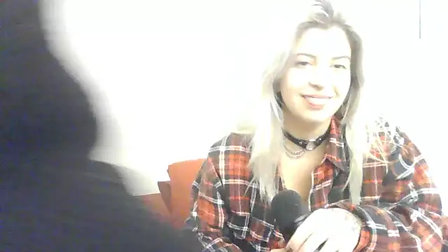 Lize_Ash live cam on StripChat