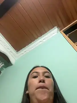 VictoriaLannee live cam on StripChat