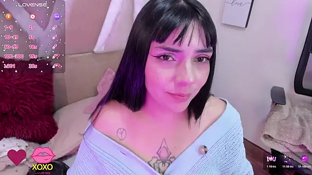 xhinata_hyugax live cam on StripChat