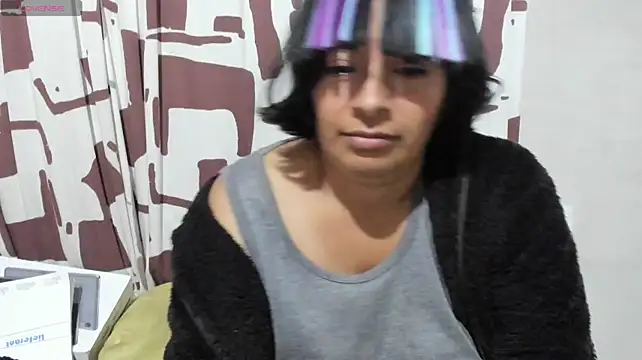 Acelinrose live cam on StripChat