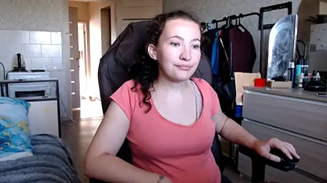 AnKey_Rayah live cam on StripChat
