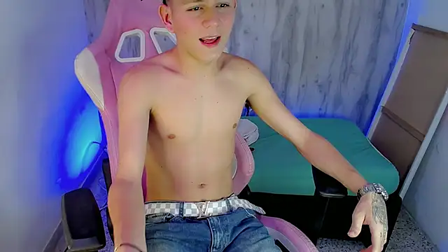 Hot_athletes_ live cam on StripChat