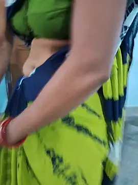 BHABHI_LOVE live cam on StripChat