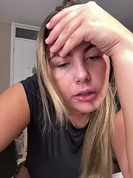 hiddensecretxx live sex cam