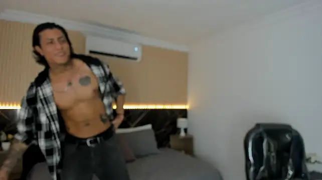 Damian_romanoff_ live sex cam