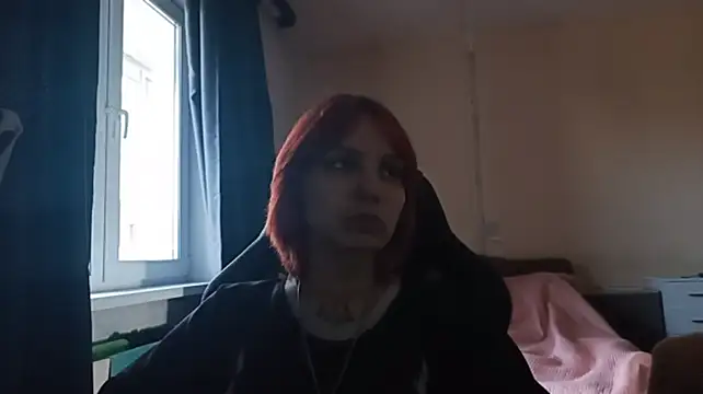 MuggyEpigram live cam on StripChat