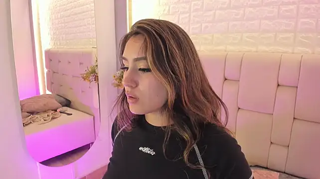 maddieparkerr live cam on StripChat