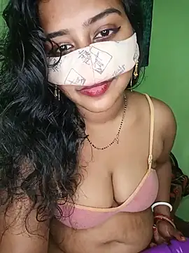 juhi06 live cam on StripChat