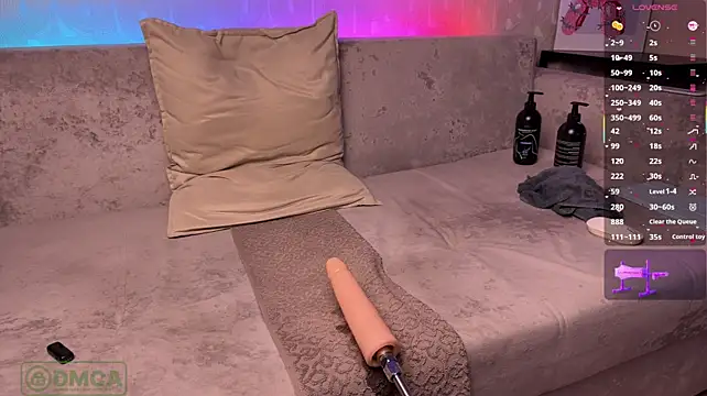 Walt_Enjoy live cam on StripChat