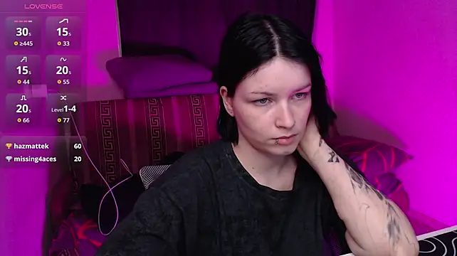 CherryNight6 live cam on StripChat